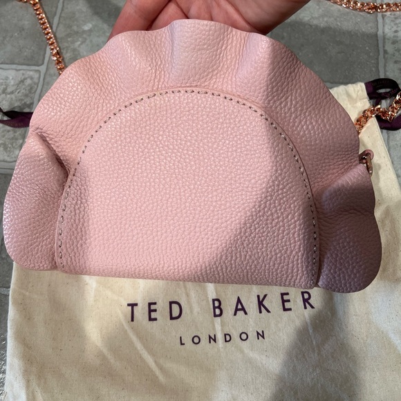 TED BAKER PINK BLUSH RUFFLE LEATHER CLUTCH HANDBAG WITH CHAIN SHOULDER STRAP - Picture 5 of 9